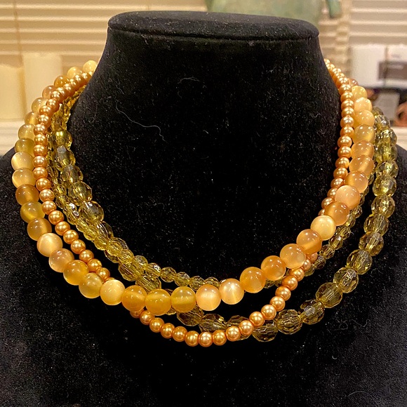 Beautiful Moonglow Lucite,Lucite and Faux Pearl Necklace - Picture 1 of 6